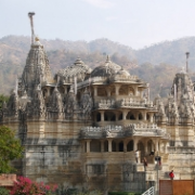 Džinistický chrám v Ranákpuru, Indie