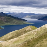 Jezero Yamdrok, Tibet, Čína