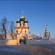 Chrámy ruského města Tutajev - zimní pohledy