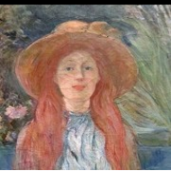 Mladá žena v parku