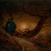 Dva muži pozorují měsíc