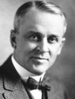 Robert Millikan, nositel Nobelovy ceny za fyziku Robert Millikan, nositel Nobelovy ceny za fyziku