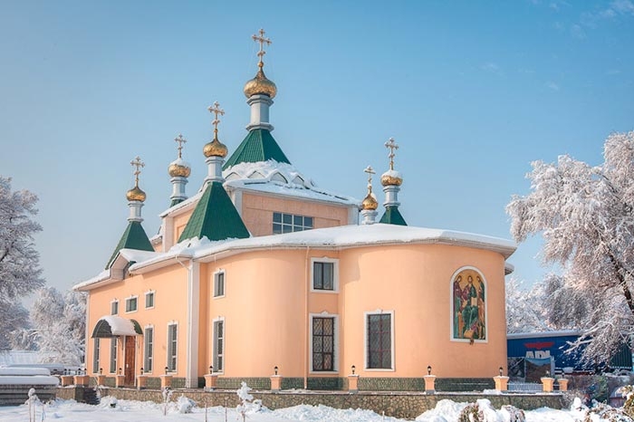 Sofijský chrám, Iversko-serafimovský klášter, Alma-ata, Kazachstán