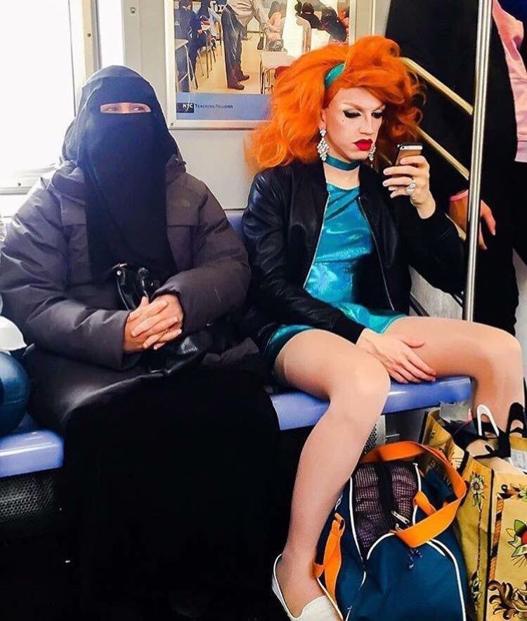 Muslimka a transvestita