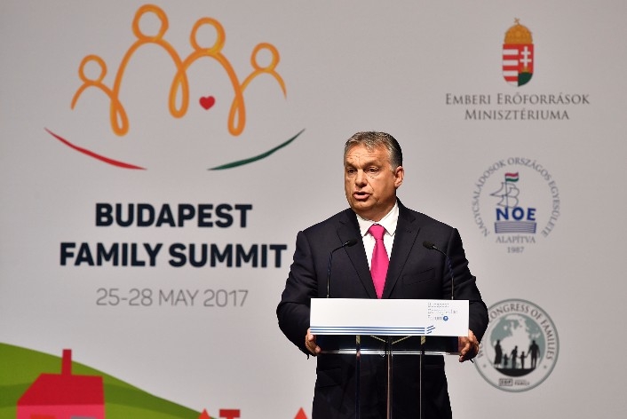 Madarsky prezident Viktor Orban behem vystoupeni na foru